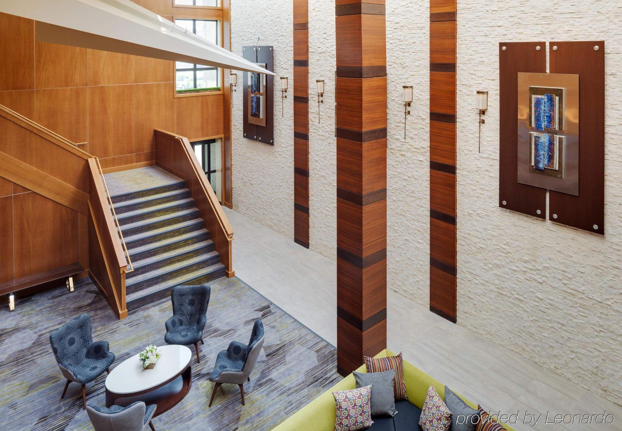 Courtyard By Marriott Boston Logan Airport Hotel Bagian luar foto